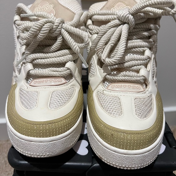 Cream Louis Vuitton Trainers - Picture 1 of 7